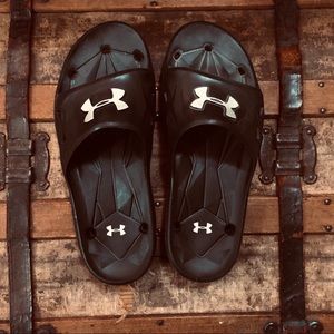 Men’s UnderArmour Shoes